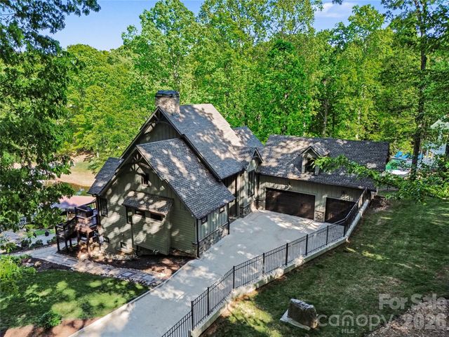 142 Lakeview Shores Loop, Mooresville, NC 28117