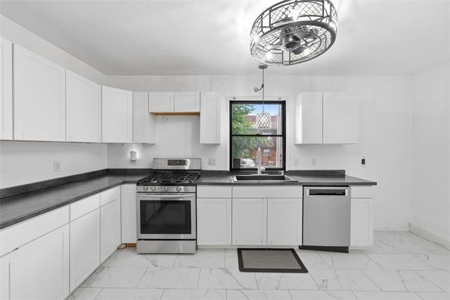 413 Agatha St, Pitcairn, PA 15140