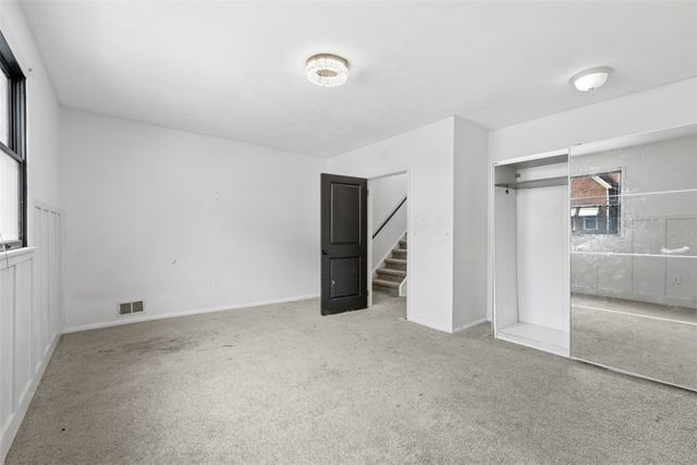 413 Agatha St, Pitcairn, PA 15140