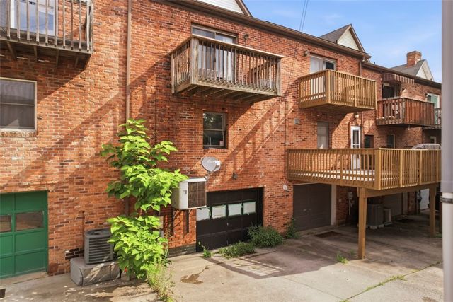 413 Agatha St, Pitcairn, PA 15140