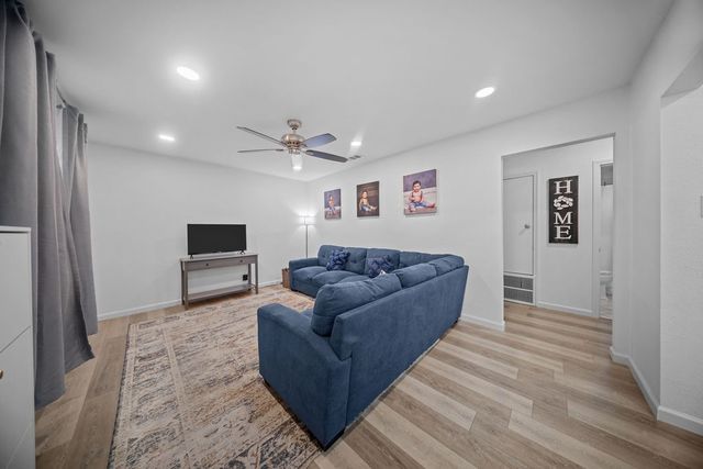 1116 Edgefield Drive, Garland, TX 75040