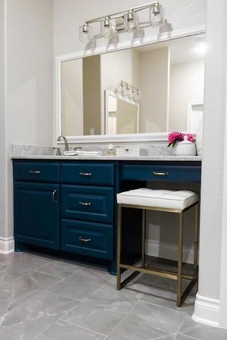 450 Neptunes Cove, Montgomery, TX 77316