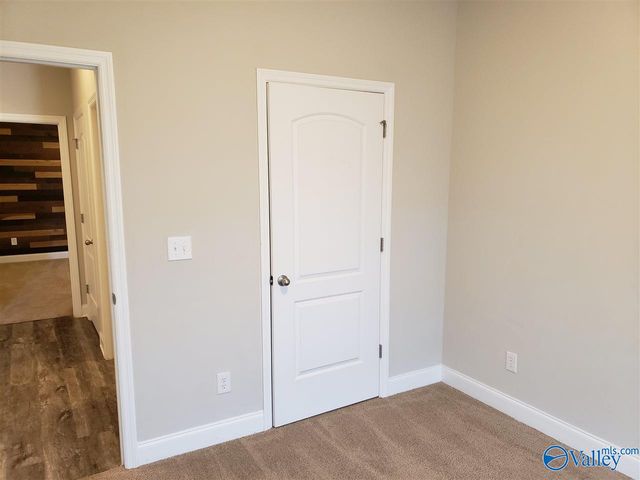 300 Addison Court, New Market, AL 35761