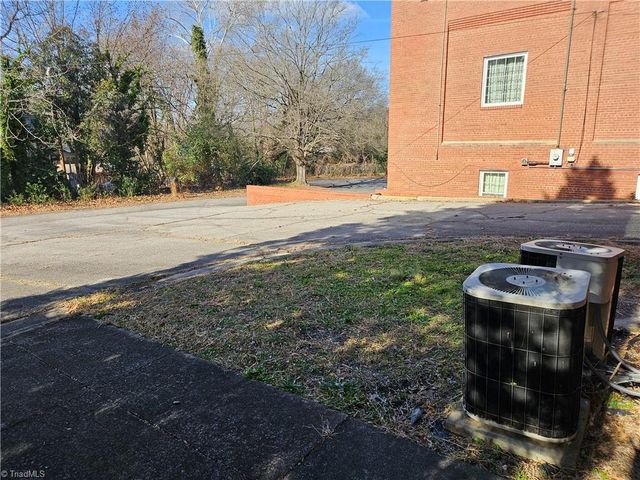 112 S Main Street, Reidsville, NC 27320