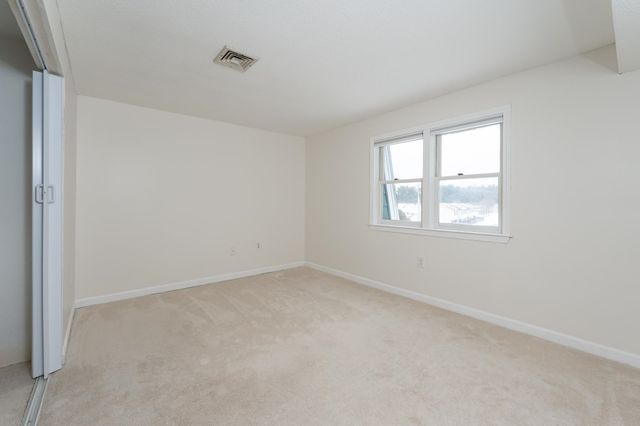 2 Roedean Dr Apt 307, Nashua, NH 03063