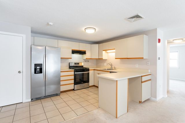 2 Roedean Dr Apt 307, Nashua, NH 03063