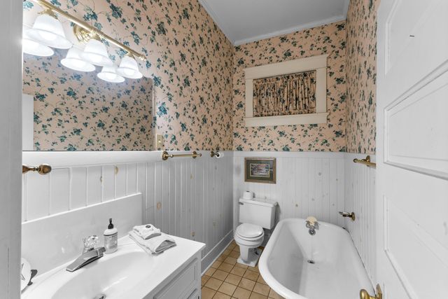 183 Main Street S, Wagener, SC 29164