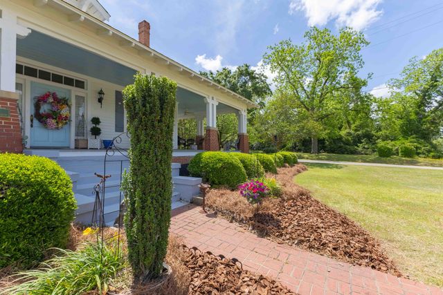 183 Main Street S, Wagener, SC 29164