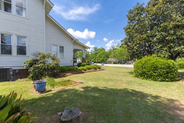 183 Main Street S, Wagener, SC 29164
