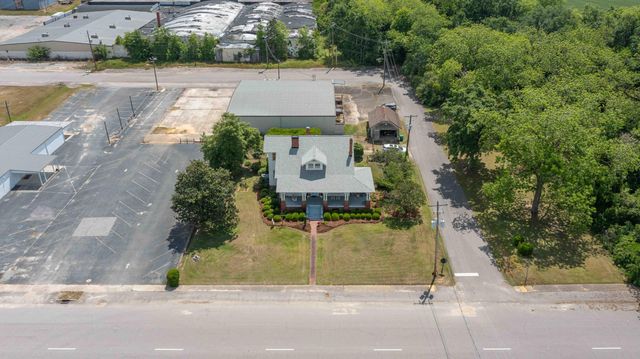 183 Main Street S, Wagener, SC 29164
