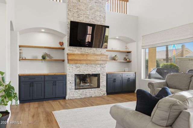 1811 W WISTERIA Drive, Chandler, AZ 85248