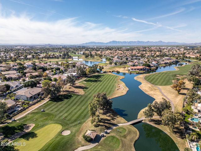 1811 W WISTERIA Drive, Chandler, AZ 85248