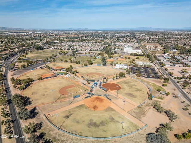 1811 W WISTERIA Drive, Chandler, AZ 85248