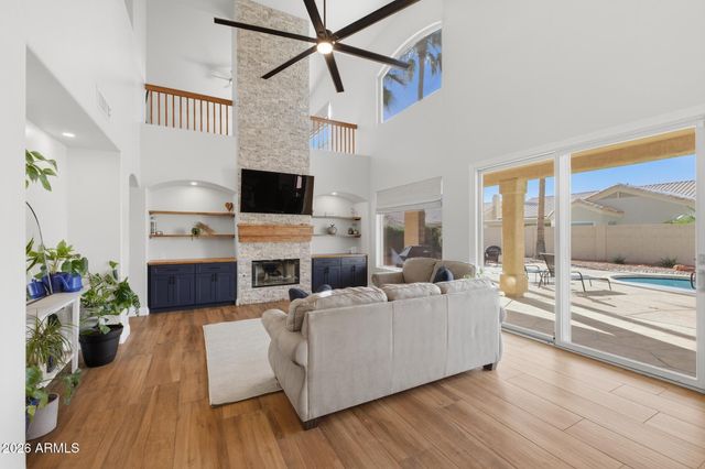 1811 W WISTERIA Drive, Chandler, AZ 85248