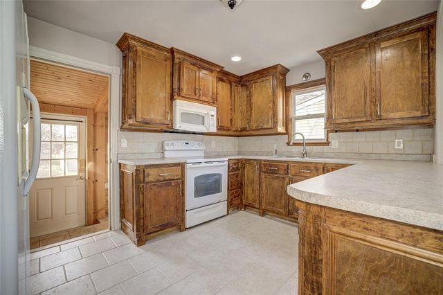 1226 Iowa Street, Norman, OK 73069