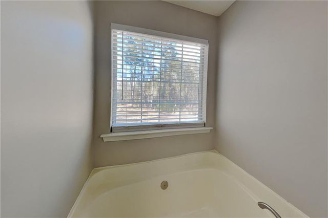 87 Grapevine Drive, Douglasville, GA 30134