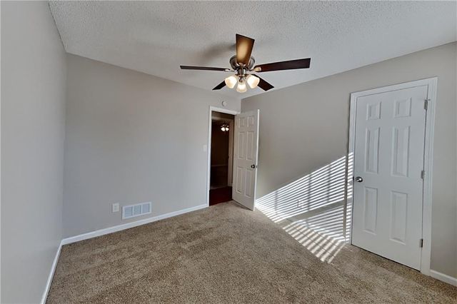 87 Grapevine Drive, Douglasville, GA 30134