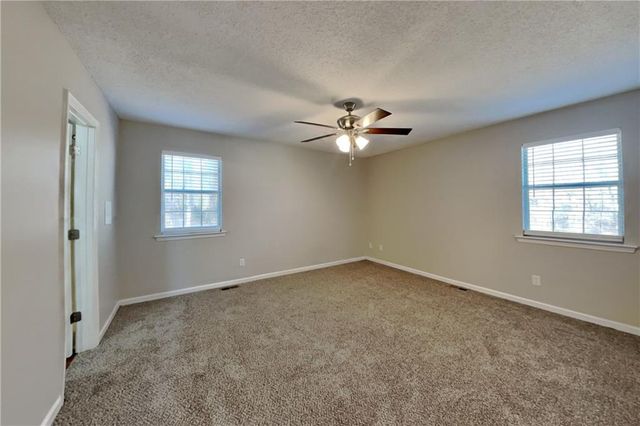 87 Grapevine Drive, Douglasville, GA 30134