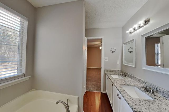 87 Grapevine Drive, Douglasville, GA 30134