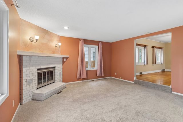 1333 39th Street, Des Moines, IA 50311