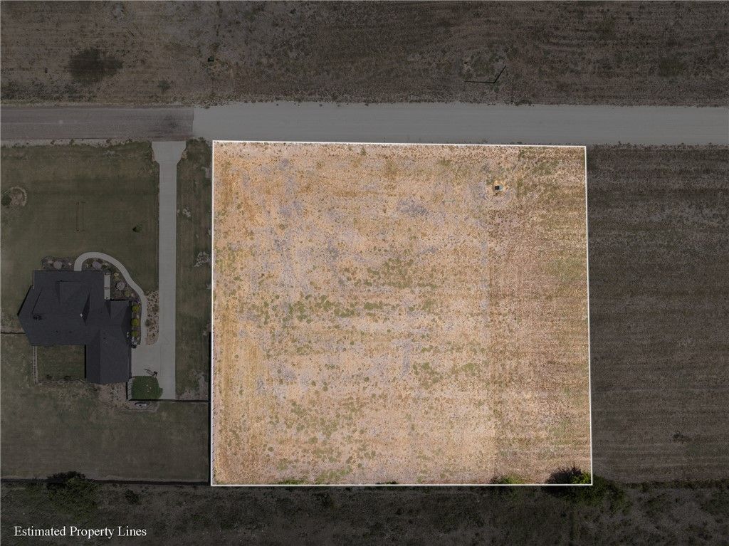 120 Court Side Drive, Snook, TX 77879 — photo 3