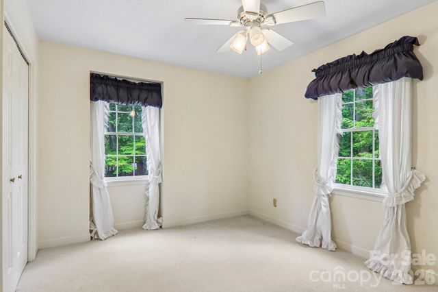 104 Finley Street, Hendersonville, NC 28739