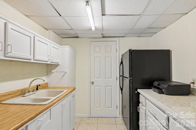 104 Finley Street, Hendersonville, NC 28739