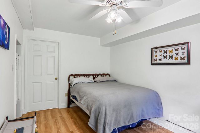104 Finley Street, Hendersonville, NC 28739