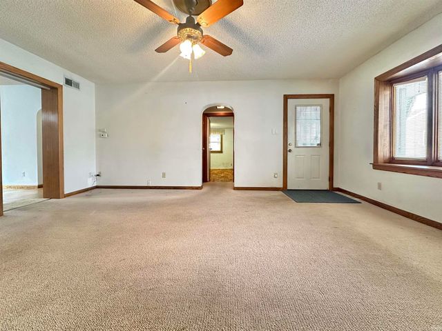 2007 Lower Huntington Road, Fort Wayne, IN 46819