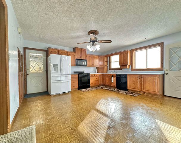 2007 Lower Huntington Road, Fort Wayne, IN 46819