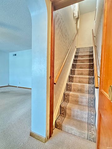 2007 Lower Huntington Road, Fort Wayne, IN 46819