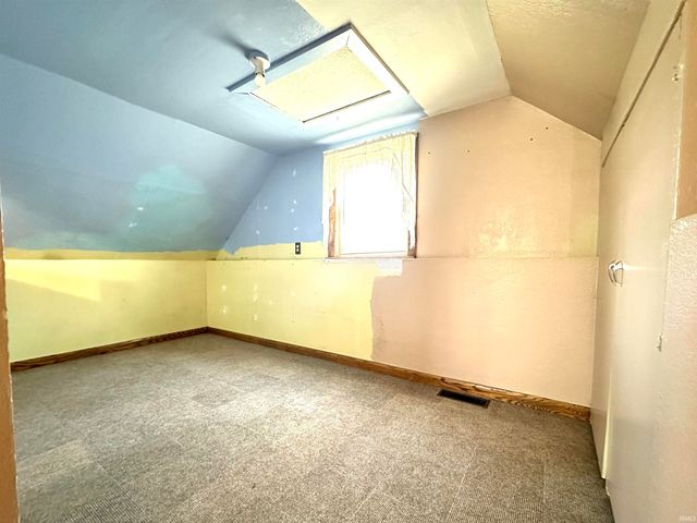 2007 Lower Huntington Road, Fort Wayne, IN 46819