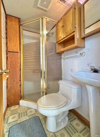 2007 Lower Huntington Road, Fort Wayne, IN 46819