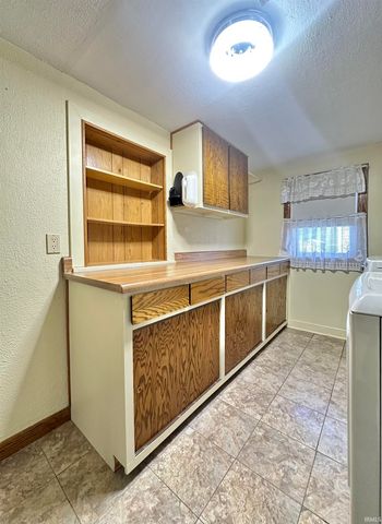 2007 Lower Huntington Road, Fort Wayne, IN 46819