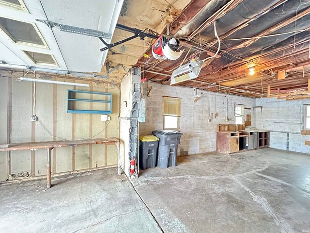 2007 Lower Huntington Road, Fort Wayne, IN 46819