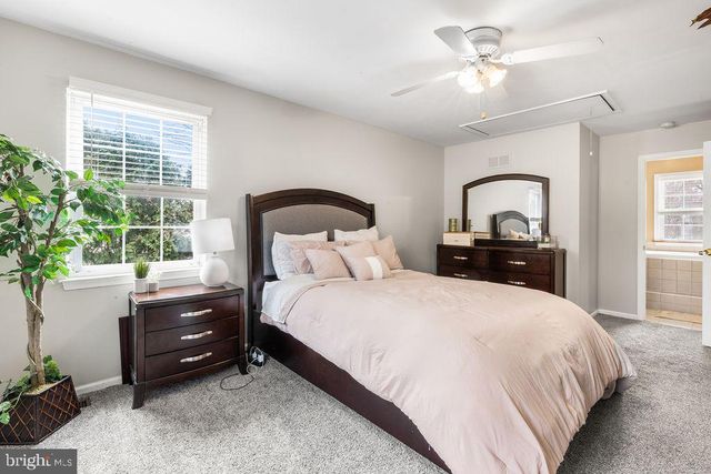 121 JENNIFER WAY, Upper Chichester, PA 19061