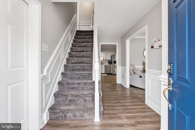 121 JENNIFER WAY, Upper Chichester, PA 19061