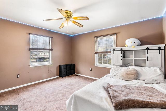 121 JENNIFER WAY, Upper Chichester, PA 19061