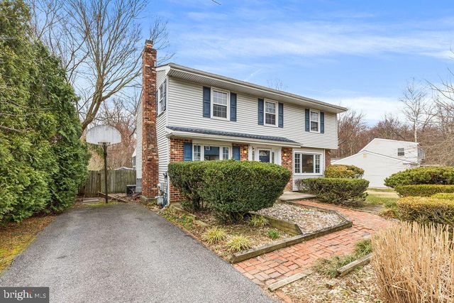 121 JENNIFER WAY, Upper Chichester, PA 19061