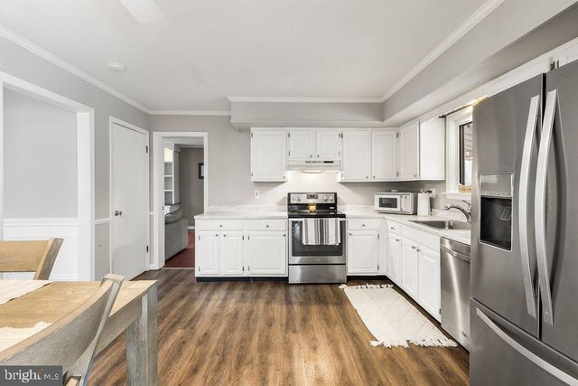 121 JENNIFER WAY, Upper Chichester, PA 19061