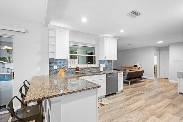 1050 E FRENCH AVENUE, Orange City, FL 32763