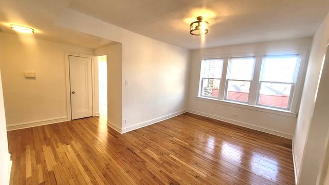 1107 N Avers Avenue 3, Chicago, IL 60651