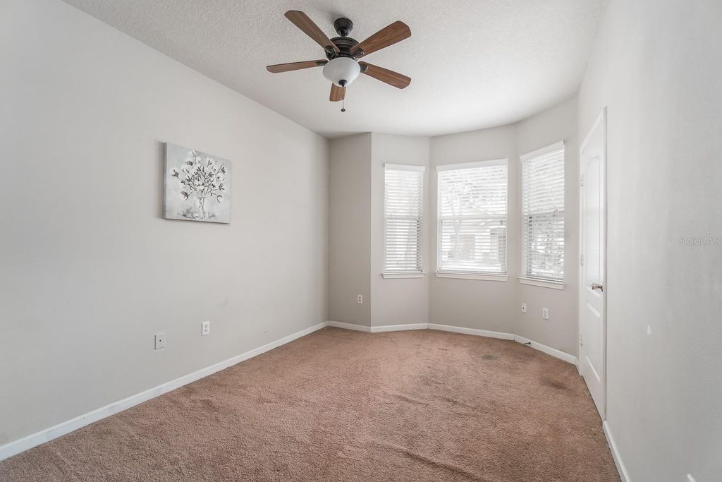 Image 13 of property listing at 18118 VILLA CREEK DRIVE N/A, Tampa, FL 33647