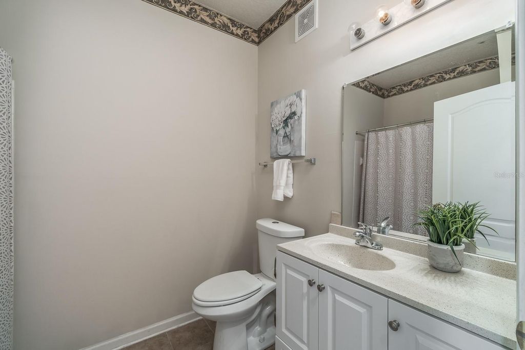 Image 14 of property listing at 18118 VILLA CREEK DRIVE N/A, Tampa, FL 33647