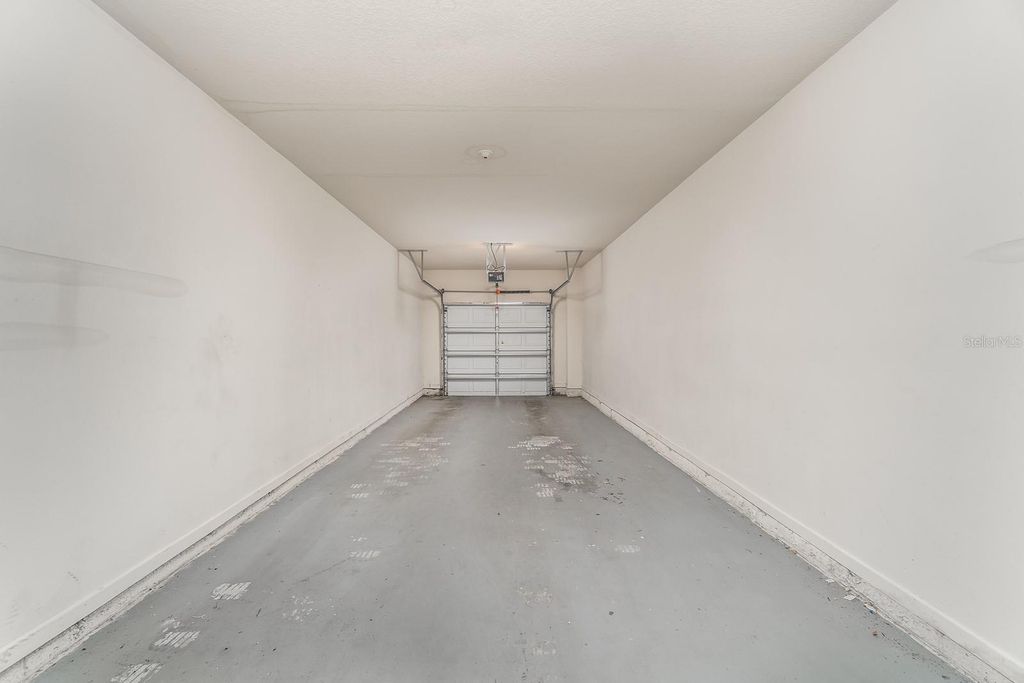 Image 18 of property listing at 18118 VILLA CREEK DRIVE N/A, Tampa, FL 33647