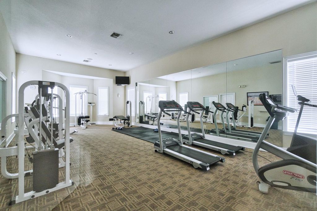 Image 19 of property listing at 18118 VILLA CREEK DRIVE N/A, Tampa, FL 33647