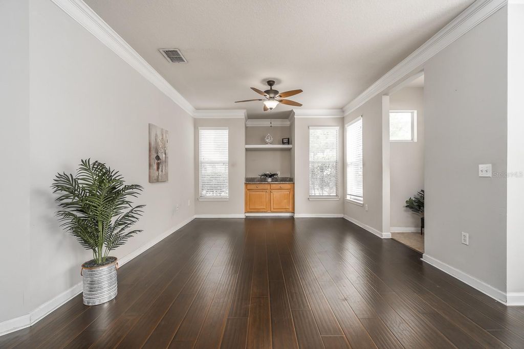 Image 4 of property listing at 18118 VILLA CREEK DRIVE N/A, Tampa, FL 33647