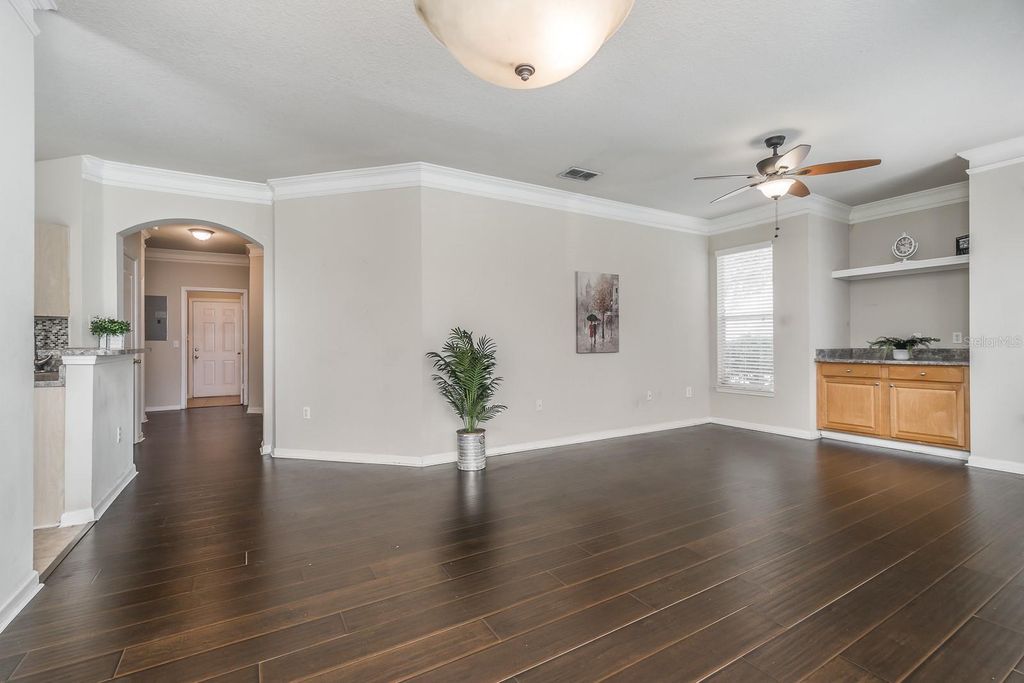 Image 7 of property listing at 18118 VILLA CREEK DRIVE N/A, Tampa, FL 33647