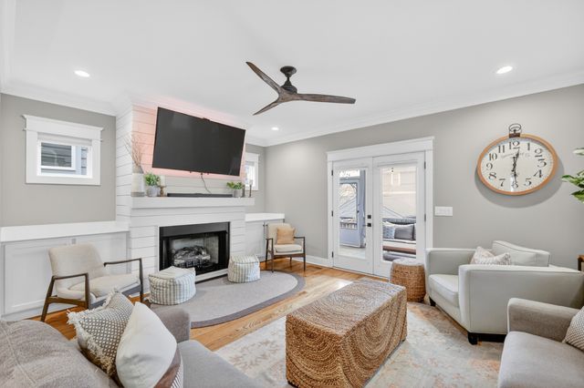 609B 49th Ave, N, Nashville, TN 37209