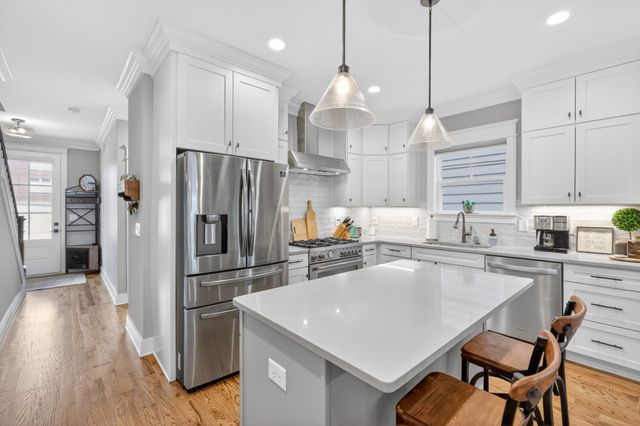 609B 49th Ave, N, Nashville, TN 37209